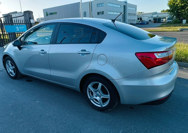 Kia Rio cena 38000 przebieg: 74439, rok produkcji 2017 z Lublin małe 56